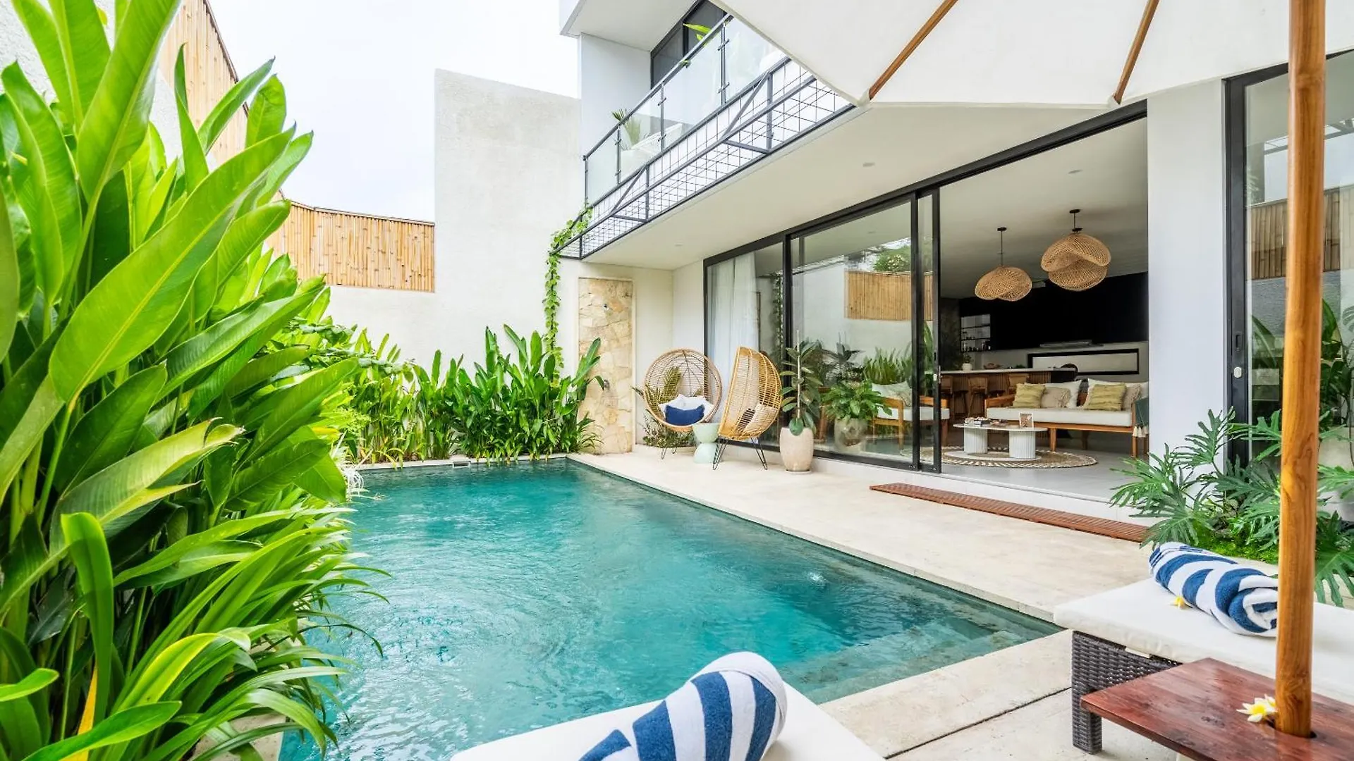 Shanti Villa - 3Br Luxury Private Pool Villa In Seminyak  Seminyak (Bali)