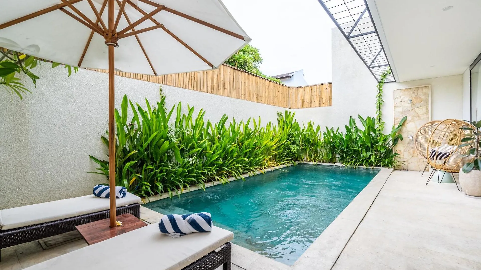 Shanti Villa - 3Br Luxury Private Pool Villa In Seminyak
