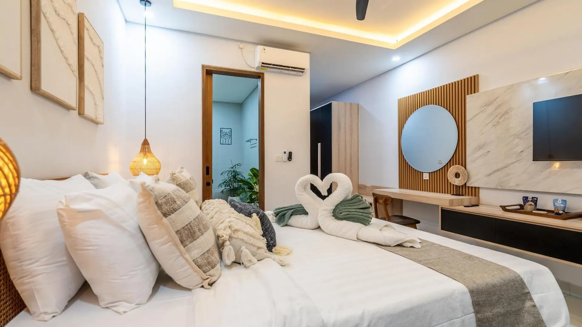 Shanti Villa - 3Br Luxury Private Pool Villa In Seminyak Indonesia