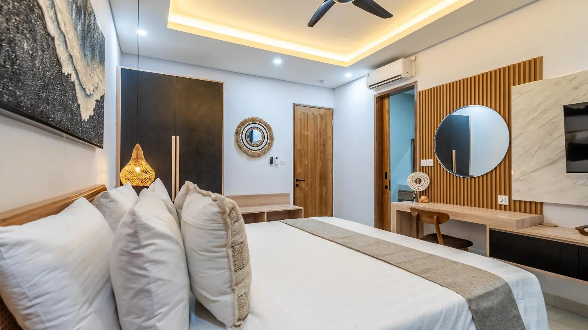 Shanti Villa - 3Br Luxury Private Pool Villa In Seminyak