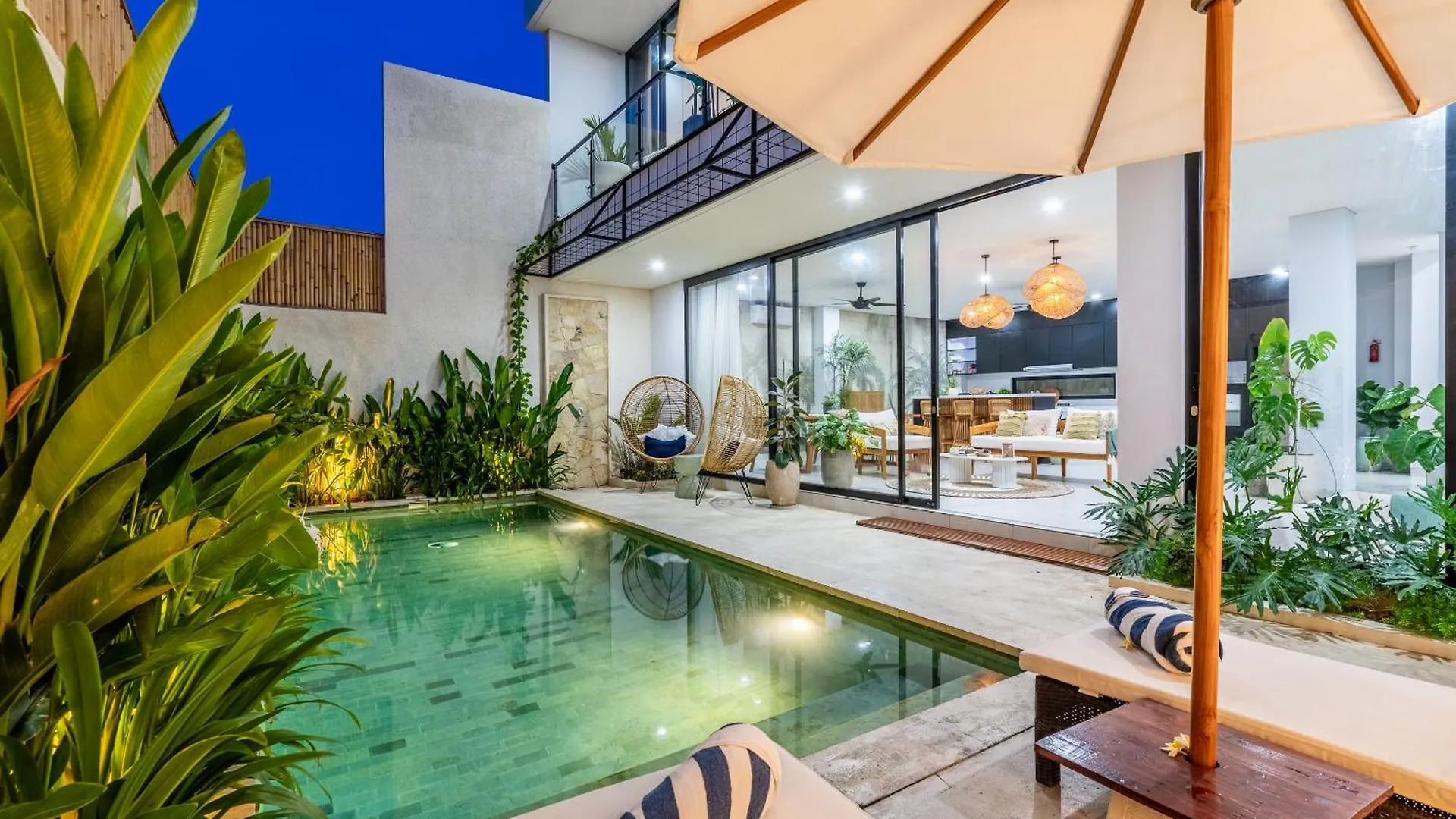 Shanti Villa - 3Br Luxury Private Pool Villa In Seminyak Indonesia