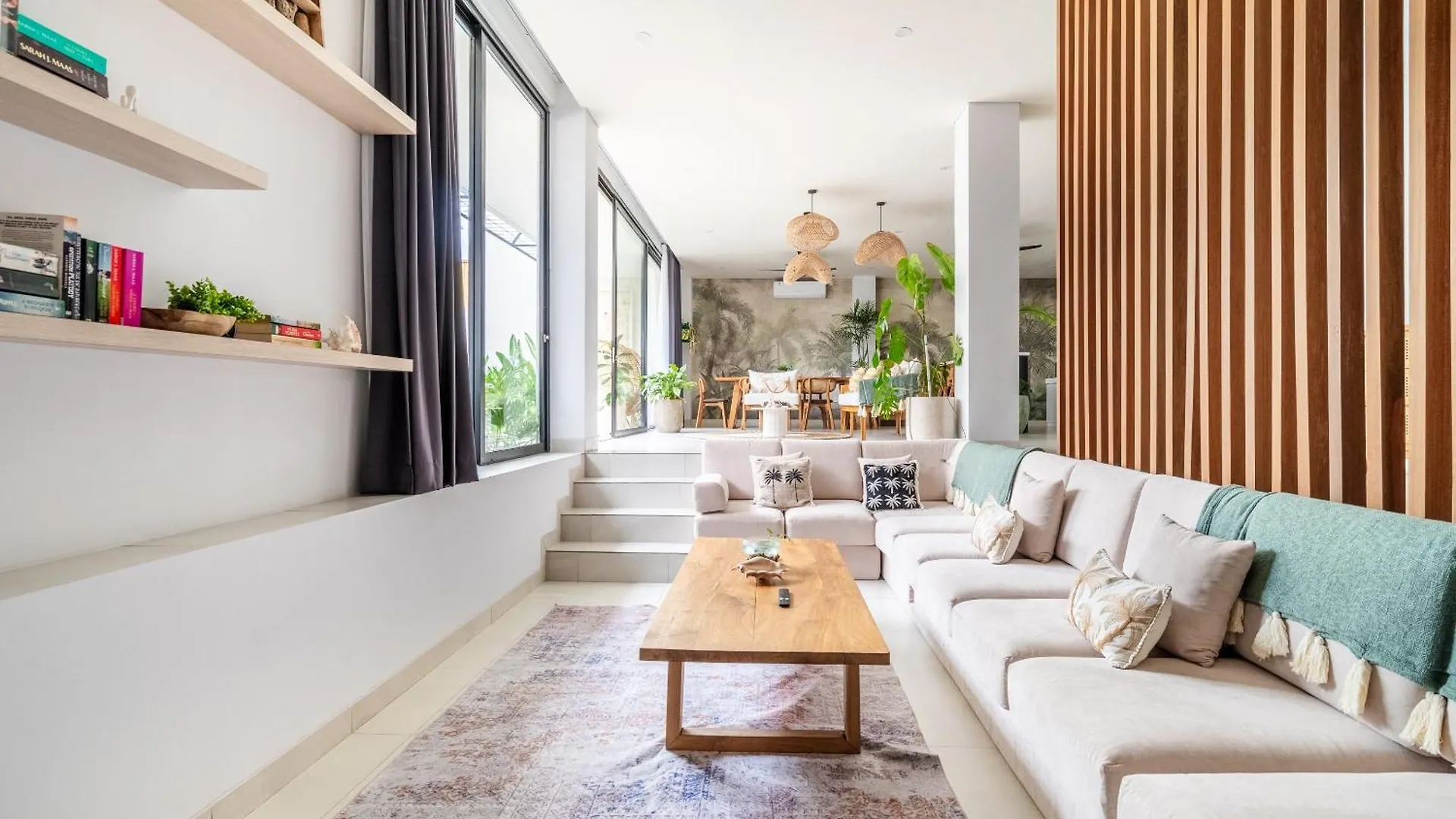 Shanti Villa - 3Br Luxury Private Pool Villa In Seminyak